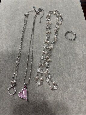Touchstone crystal lot